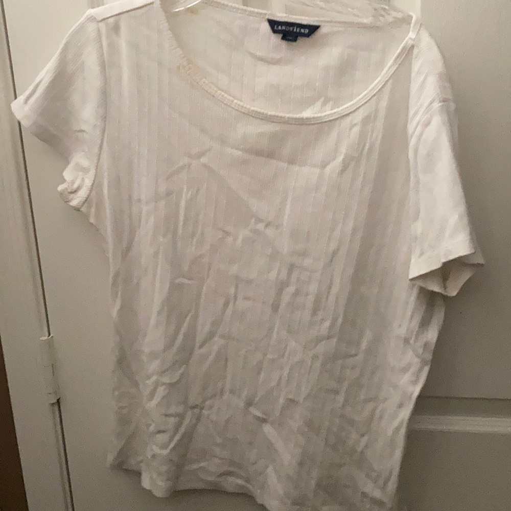 FINAL MARKDOWN Ladies lands end tee large